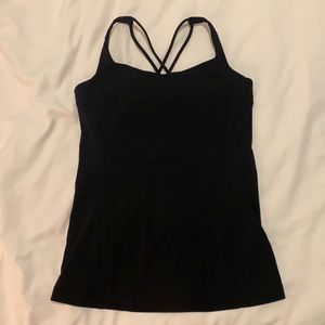 Lululemon athletic tank, built in bra, size 6